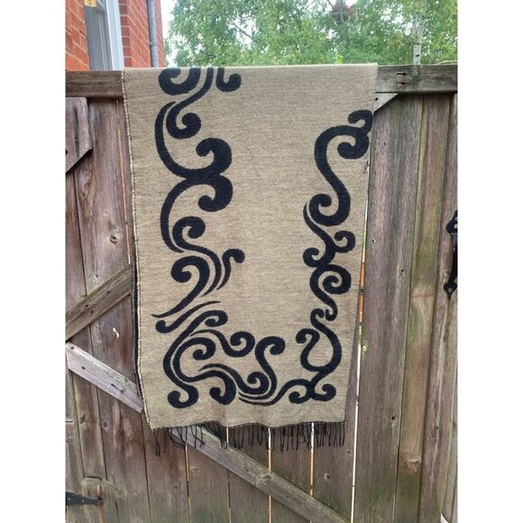 Womens Reversible Swirl Pattern Open Poncho Shawl - Picture 4 of 7